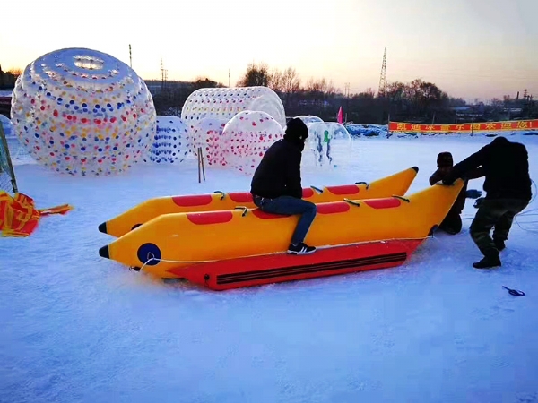 Snow Banana Boat