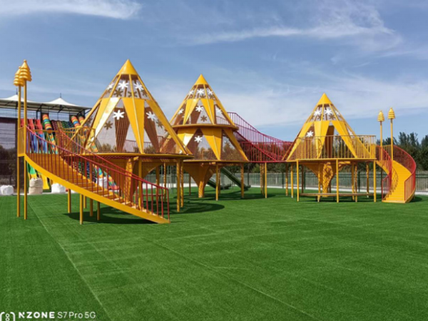 In August 2022, the non-powered amusement project in Hongfeng Forest Park, Xuzhou, Jiangsu Province was completed. It covers an area of 15,000 square meters and has a total investment of 3 million yuan.