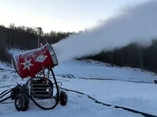snow-making machines