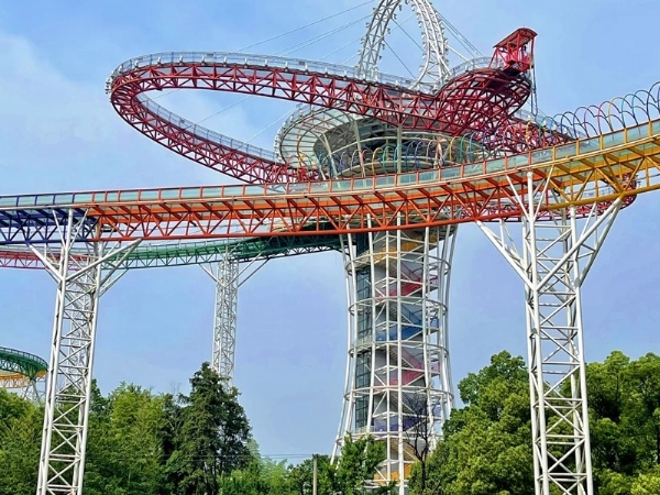 Observation deck + glass water slide