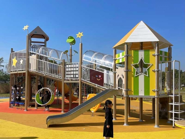 景區生態(tài)游樂(lè )