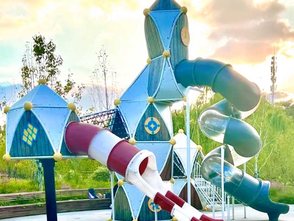 景區生態(tài)游樂(lè )