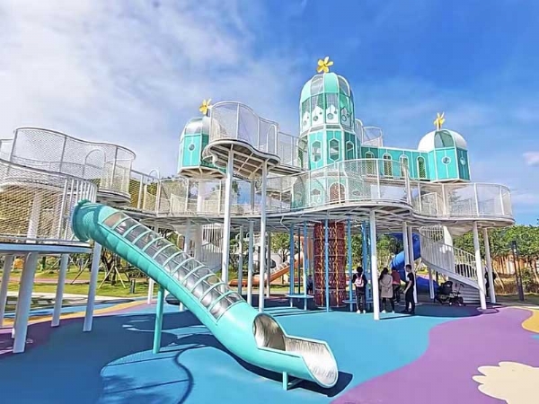 景區生態(tài)游樂(lè )